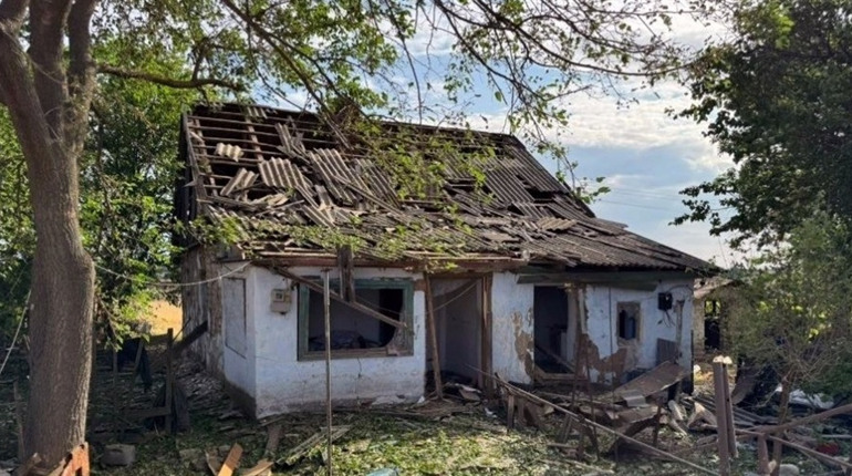 Загарбники зранку атакували з дрона Херсон, п’ятеро поранених