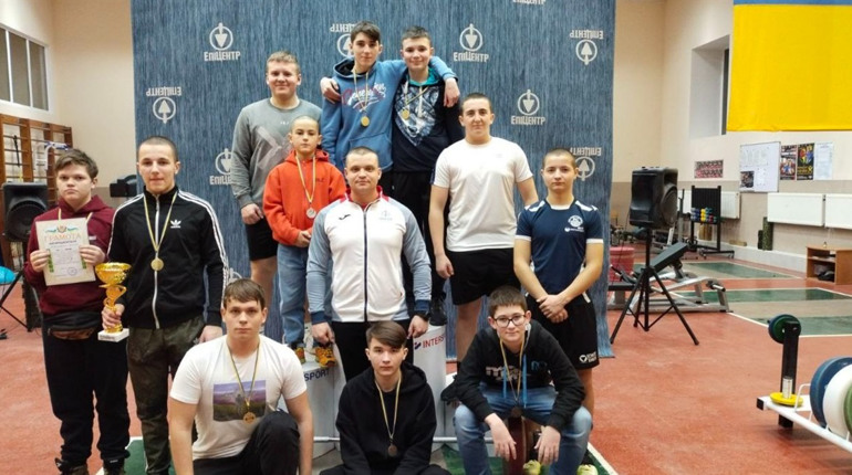 Чемпіонат з важкої атлетики. Хто з городоччан змагався за призові місця