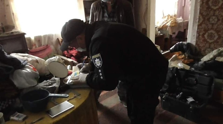 У Сватовому затримали чоловіка, який побив свого товариша: від отриманих травм чоловік помер