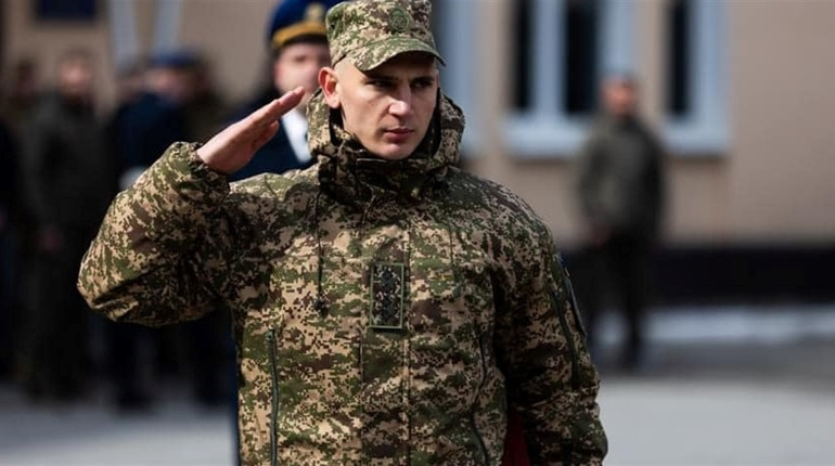 Нацгвардієць з Сєвєродонецька Артур Пруглов отримав звання Героя України