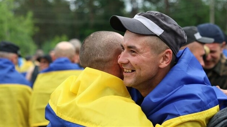 З російського полону повернувся захисник зі Звягельщини Володимир Васильчук