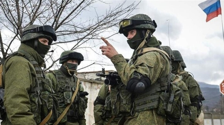На Луганщині росіяни шукають своїх дезертирів та грабують місцевих. Що відбувається у Старобільську
