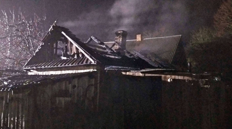 Напередодні Нового Року рятувальники ліквідували дві пожежі