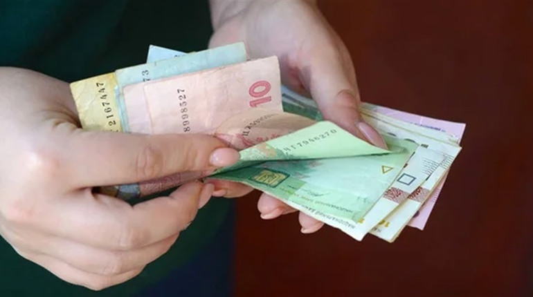 Кабмін повідомив про підвищення мінімальної зарплати в Україні