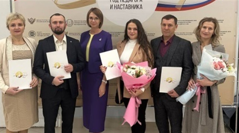У Мелітополі окупанти визначили найкращих педагогів, які пішли на співпрацю з ворогом