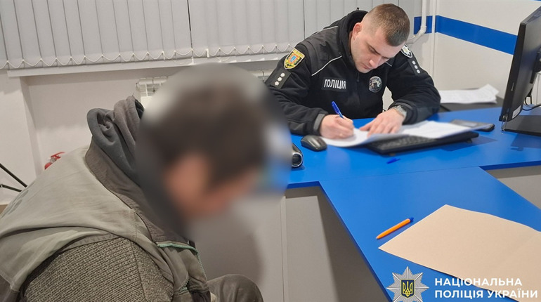 Вбили 63-річного чоловіка у Старокозачому серед білого дня: справу скерували до суду