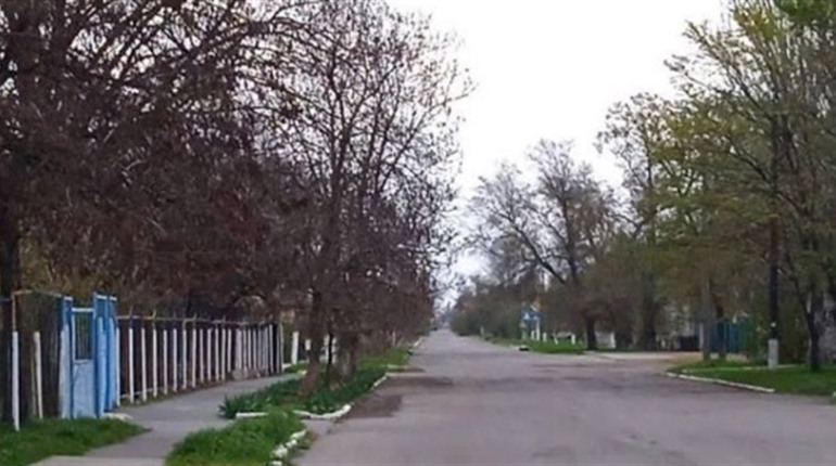 Нова Каховка в окупації: місто без доріг, шкіл і роботи — голоси з місцевих чатів