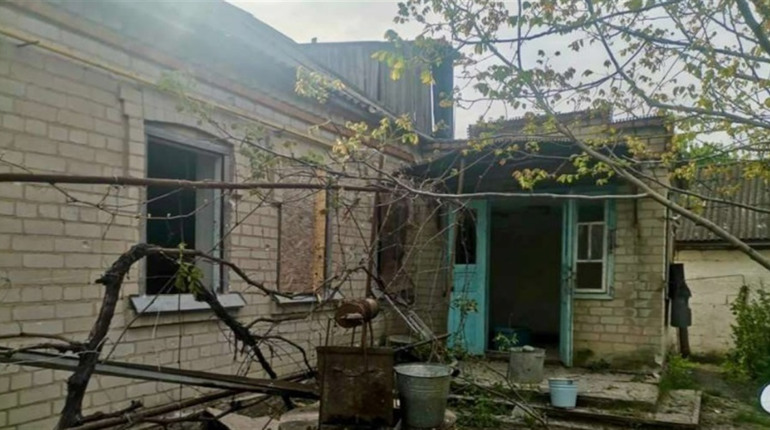 На Херсонщині окупанти поцілили в медзаклад і дитячий садок, поранили дитину