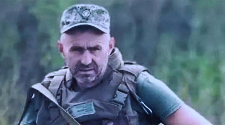 "Я чоловік, я мушу йти захистити вас": Пам'яті воїна та Героя Олександра Мартинюка