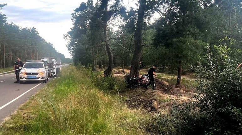 Житель Сарненщини надав мотоцикл неповнолітній, яка спричинила ДТП — його судитимуть