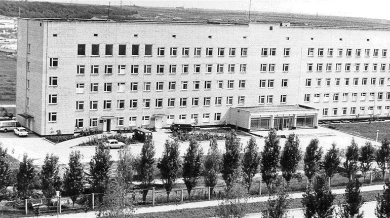 Історія та сьогодення. 45 років южноукраїнські медики охороняють здоров'я мешканців