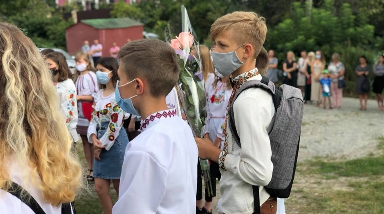 Школи на Кременеччині з першого вересня відкрили не всі 