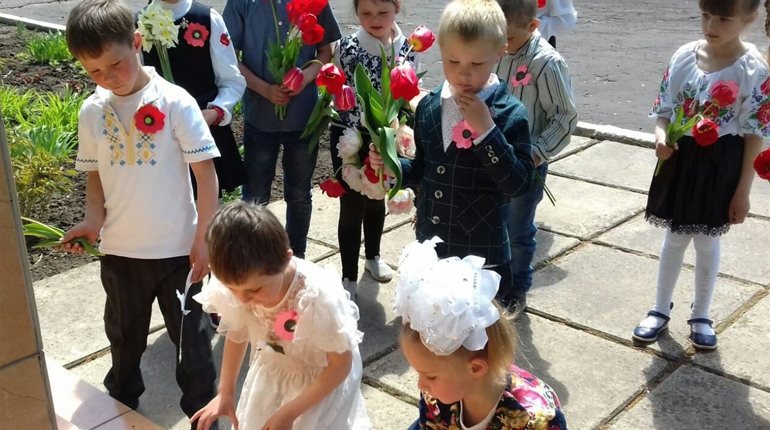 Нушенята арапівської гімназії провели урок звитяги в шкільному краєзнавчому музеї