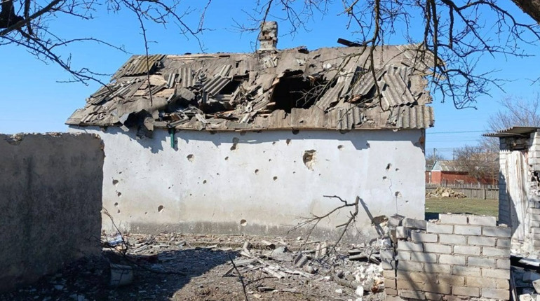 На Херсонщині армія рф завдала ударів по житлових кварталах, критичній та соціальній інфраструктурі