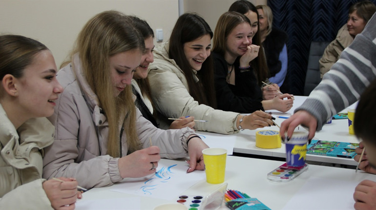 «Тепла хвиля»: у Кам’яномостівській громаді створили простір підтримки та розвитку