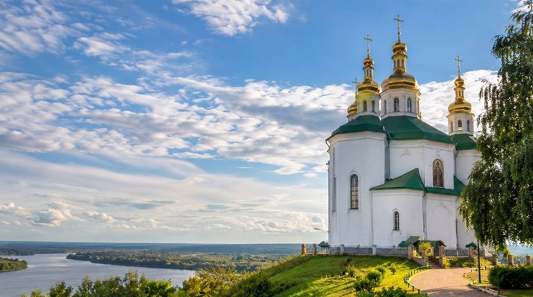 Свята, пости і знакові дні: що готує липневий церковний календар українцям