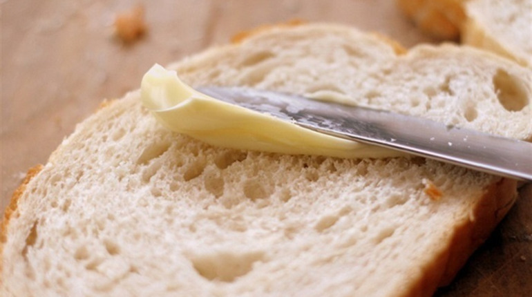 Молочні продукти для закладів освіти Калинівки постачатиме підприємство родини нардепа Юрчишина