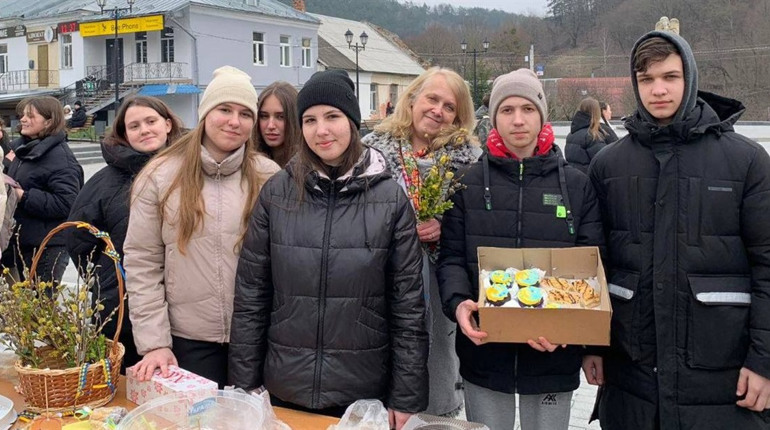 У Кременці провели чергову ярмарку на підтримку українських військових: як можна ще долучитись
