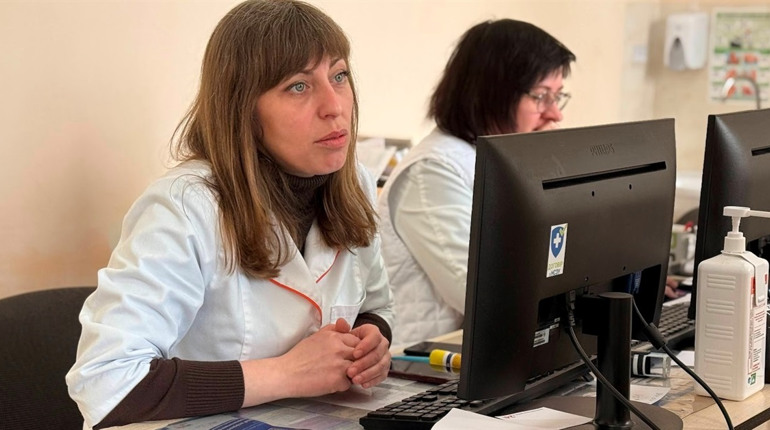 Захист від 11 інфекцій: лікарі нагадують мешканцям Первомайська про важливість планових щеплень