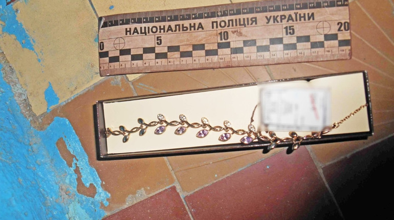 У Вараші на «гарячому» спіймали злодія, який обікрав квартиру