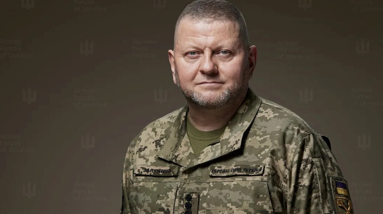 Валерій Залужний: "Новітні безпілотні системи і високотехнологічні засоби є визначальними на війні"