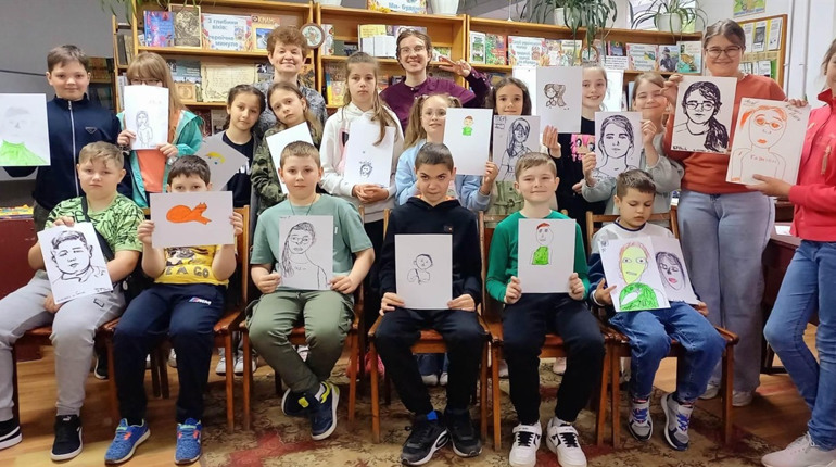 У бібліотеці для дітей провели майстер-клас зі скетч портрету
