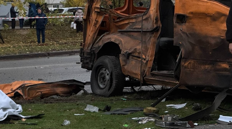 Авіаудар по Сумах: окупанти вдарили безпілотником по одній із найбільш завантажених вулиць (відео)