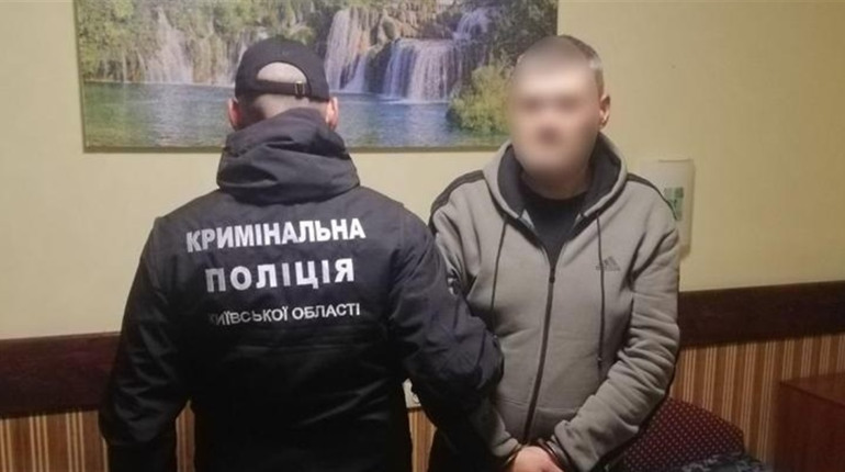 Ошукав пенсіонерку: кагарлицькі поліцейські затримали шахрая, який виманив у жінки гроші