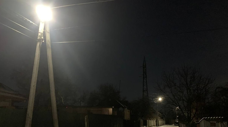 У Переяславській громаді від сьогодні відновили роботу вуличного освітлення