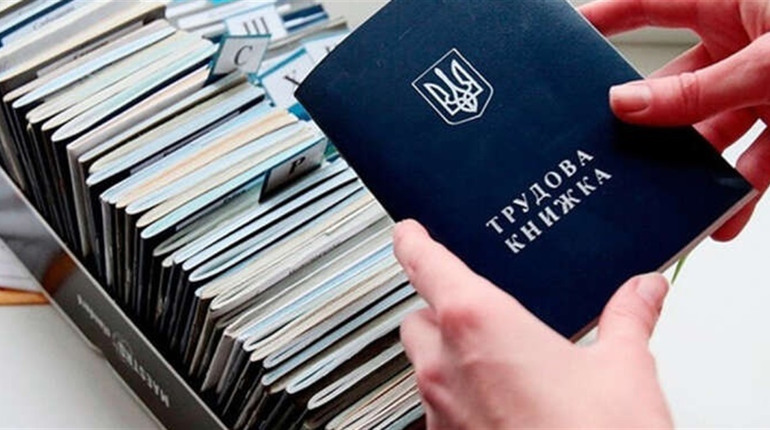 60-годинний робочий тиждень і без державних свят: що передбачає закон про працю у воєнний час
