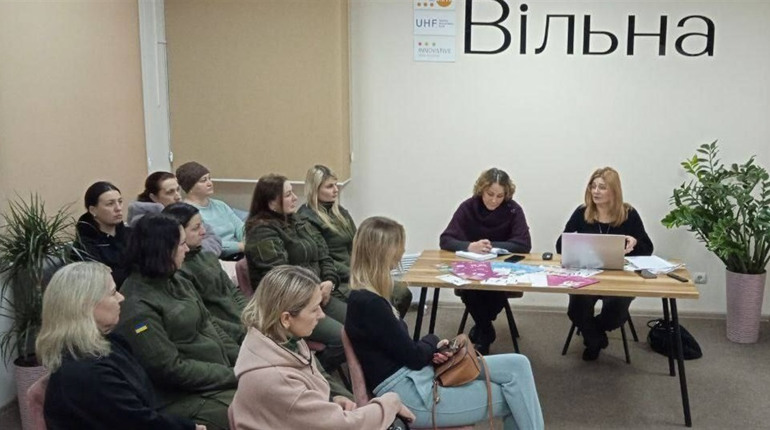 У просторі "Вільна" говорили про протидію домашньому насиллю