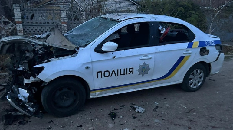 Наслідки ворожих обстрілів Херсонської області 4 листопада у світлинах та відео