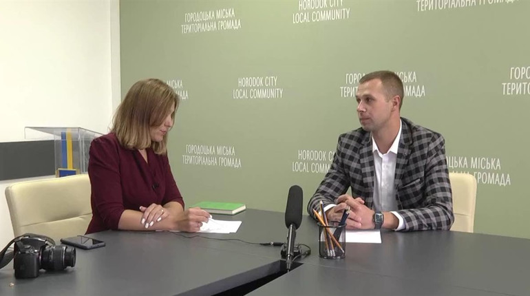 Коли відремонтують дорогу, чи буде у Городку басейн та де буде туалет. Городоччани запитують