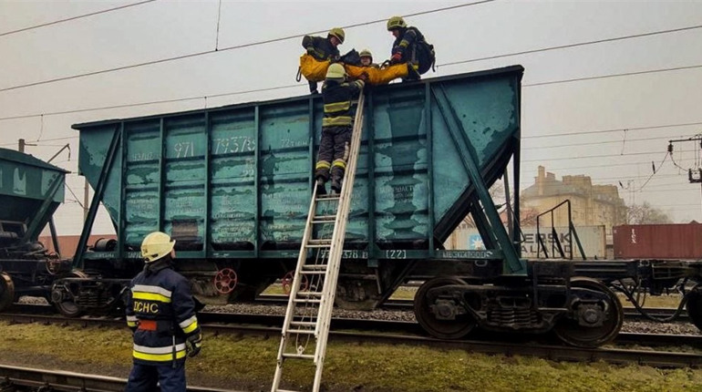 Нещасний випадок на Одещині. Підлітків вразив струм, один з них загинув, інший у лікарні