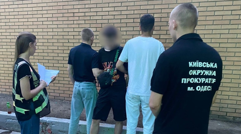 $1400 за нібито зняття з розшуку ТЦК: в Одесі судитимуть 20-річного чоловіка