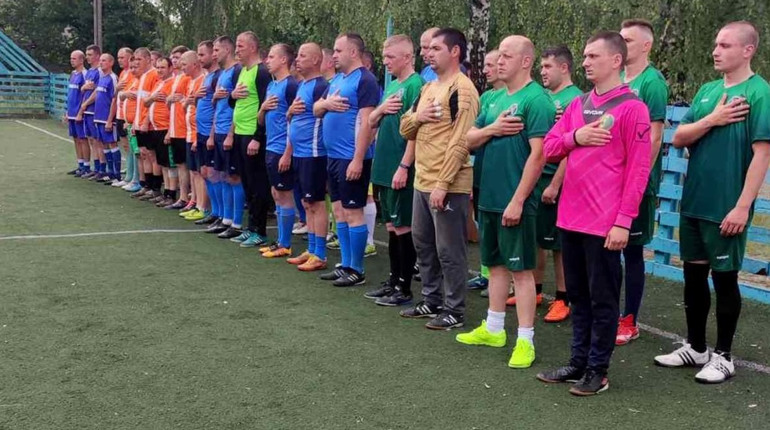 У Полицькій колонії змагались футболісти. Як це було?