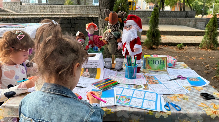Дозвілля для дітей та підтримка для ЗСУ: майстерклас до Дня міста від Первомайської СЮН