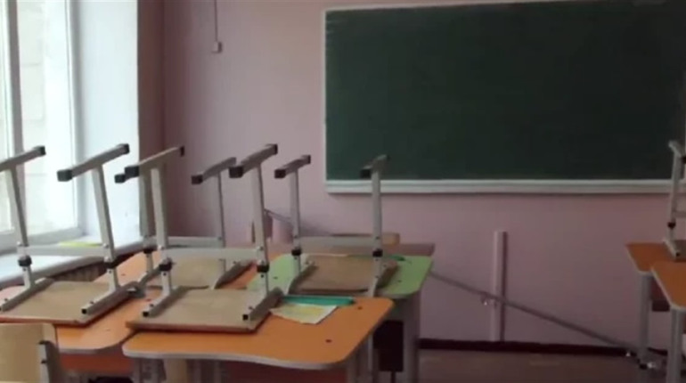 Дітей менше, ніж вчителів: у Херсоні масово закриватимуть школи і дитсадки