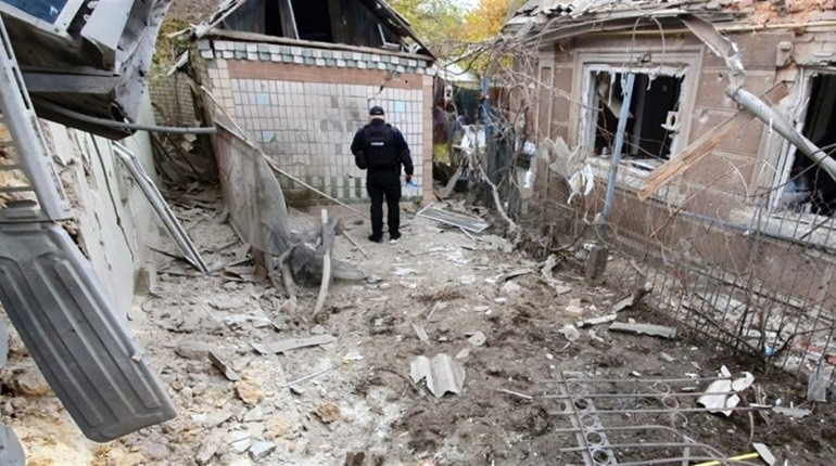 Загарбники атакували 22 населених пункти Херсонщини: двоє поранених, понівечені автомобілі