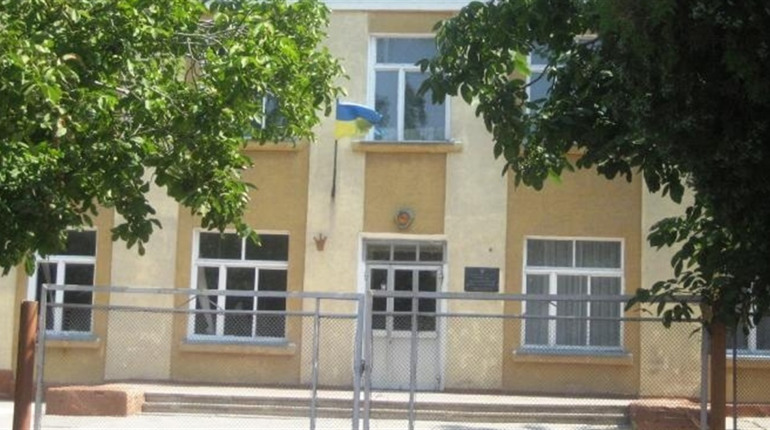 У Херсоні навчання в школах завершиться достроково, а у Генічеську ще вчитимуться
