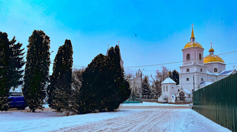 Православні та католицькі свята у березні 2026 року: церковний календар