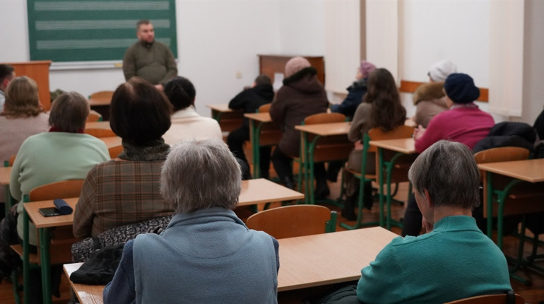 У Городку вчать переживати події сьогодення. Жінок запрошують у групу «Дозволь мені бути поруч»