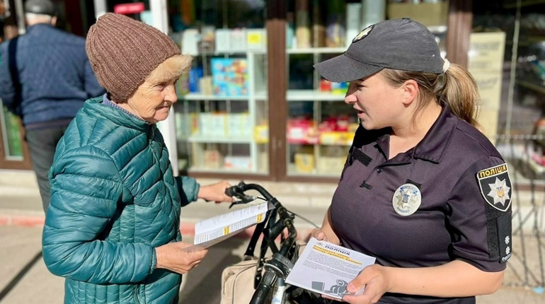 Топ-3 шахрайств в Україні: телефонне, інтернет-шахрайство та з банківськими картками: поліція