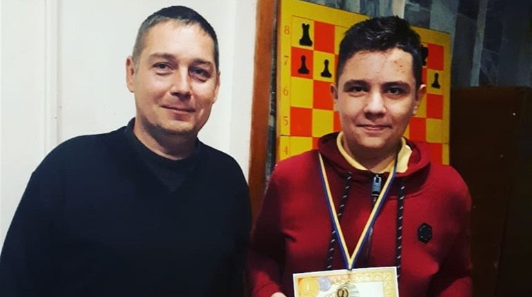 Чемпіонат Тернопільської області з шахів серед юнаків до 16 років увінчався перемогою чортківця