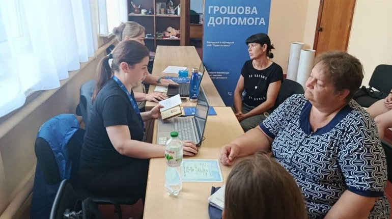 У Широкій Балці постраждалі від обстрілів отримали допомогу від ООН