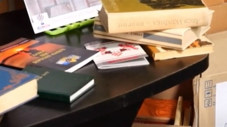Рятувальники допомагають жителям Гуляйполя: доставлено книжки та гуманітарну допомогу