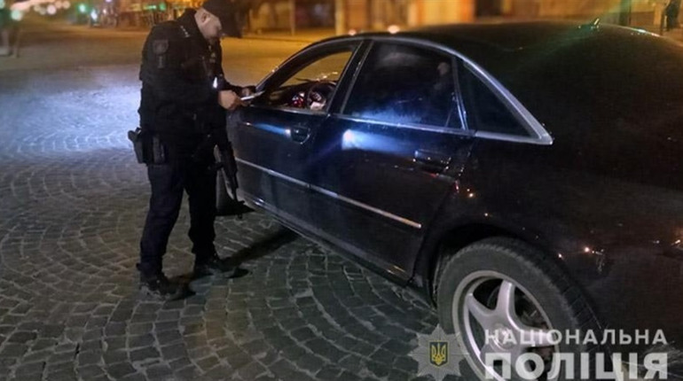 Понад 200 автівок вилучили у нетверезих водіїв поліцейські Хмельниччини