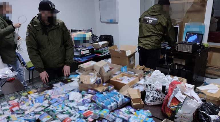 СБУ викрила ділків, які «вирощували» ботів для проросійських інтернет-агентів