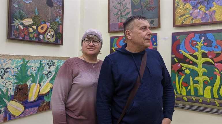 Весняний подарунок від художника Сергія Кириченка: виставка в музеї Первомайська буде до квітня 2022