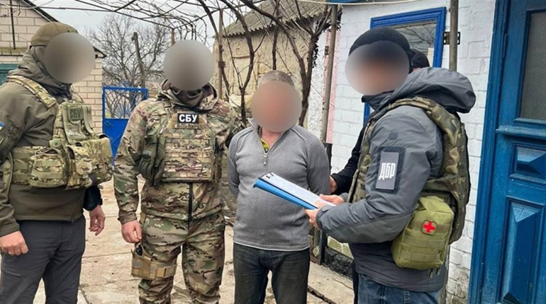 У Херсоні затримали трьох експрацівників виправної колонії: під час окупації працювали на ворога